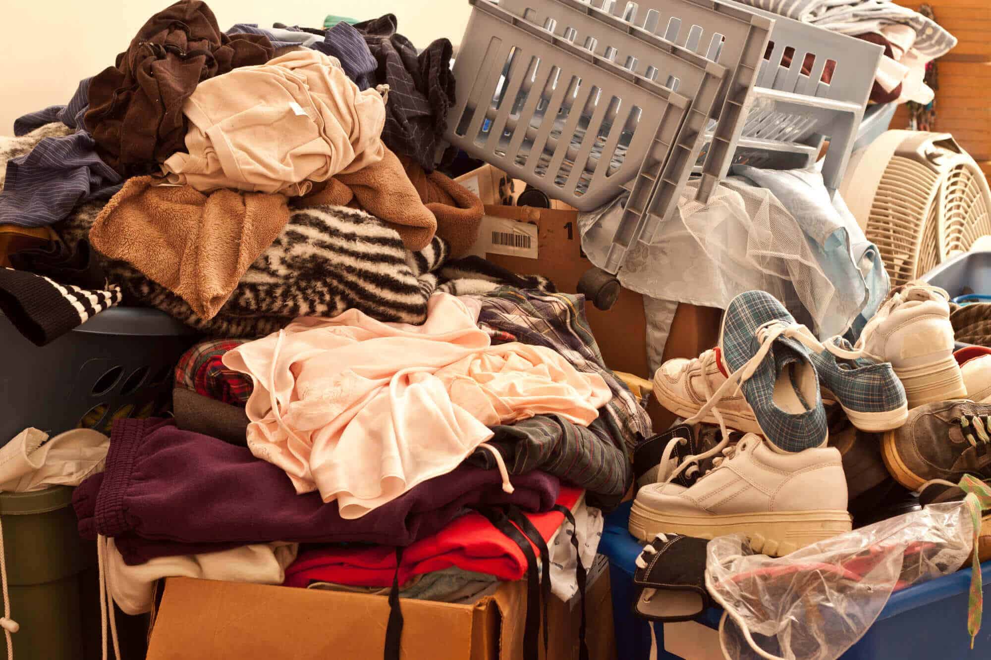 hoarding-disorder-symptoms-how-to-know-if-you-have-a-problem