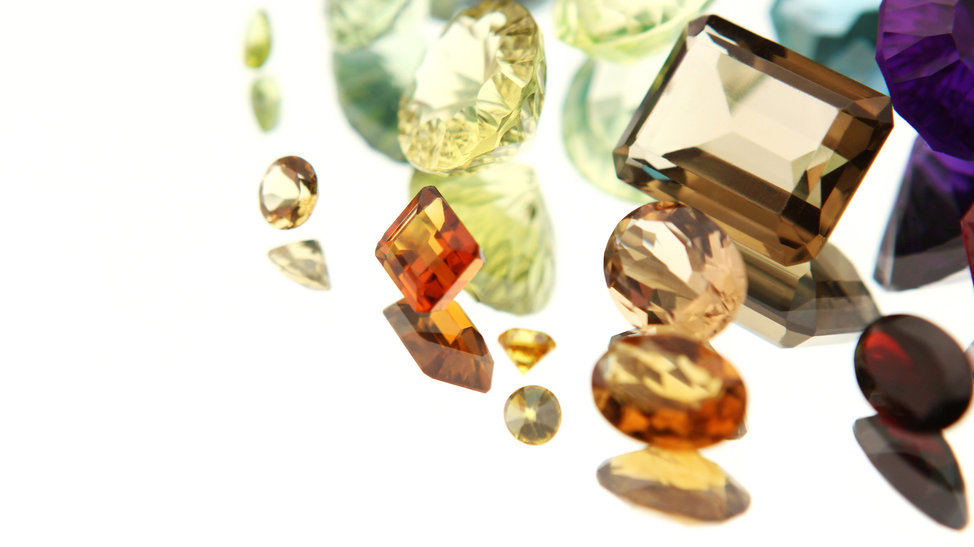 Genuine Gemstones: How to Tell If a Gemstone Is Authentic - FreeSitesLike