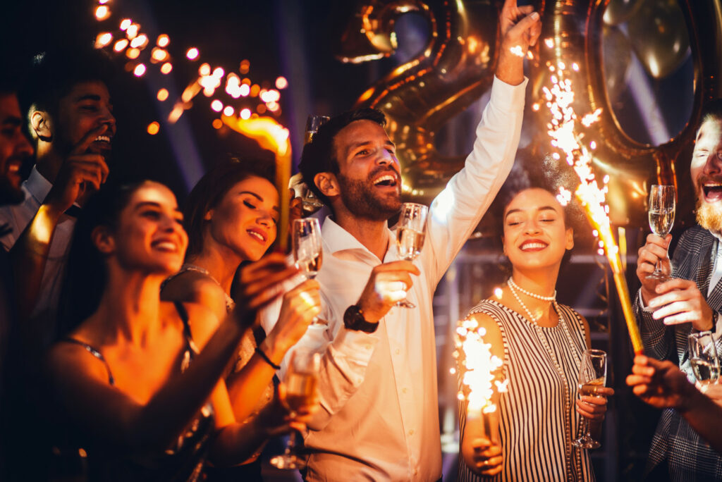 4 Unique Birthday Party Ideas for Adults - FreeSitesLike