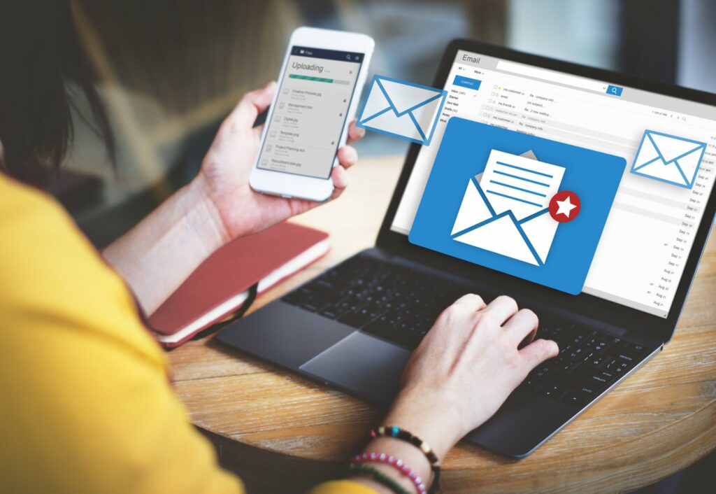 How to Set the Right Email Tone - FreeSitesLike